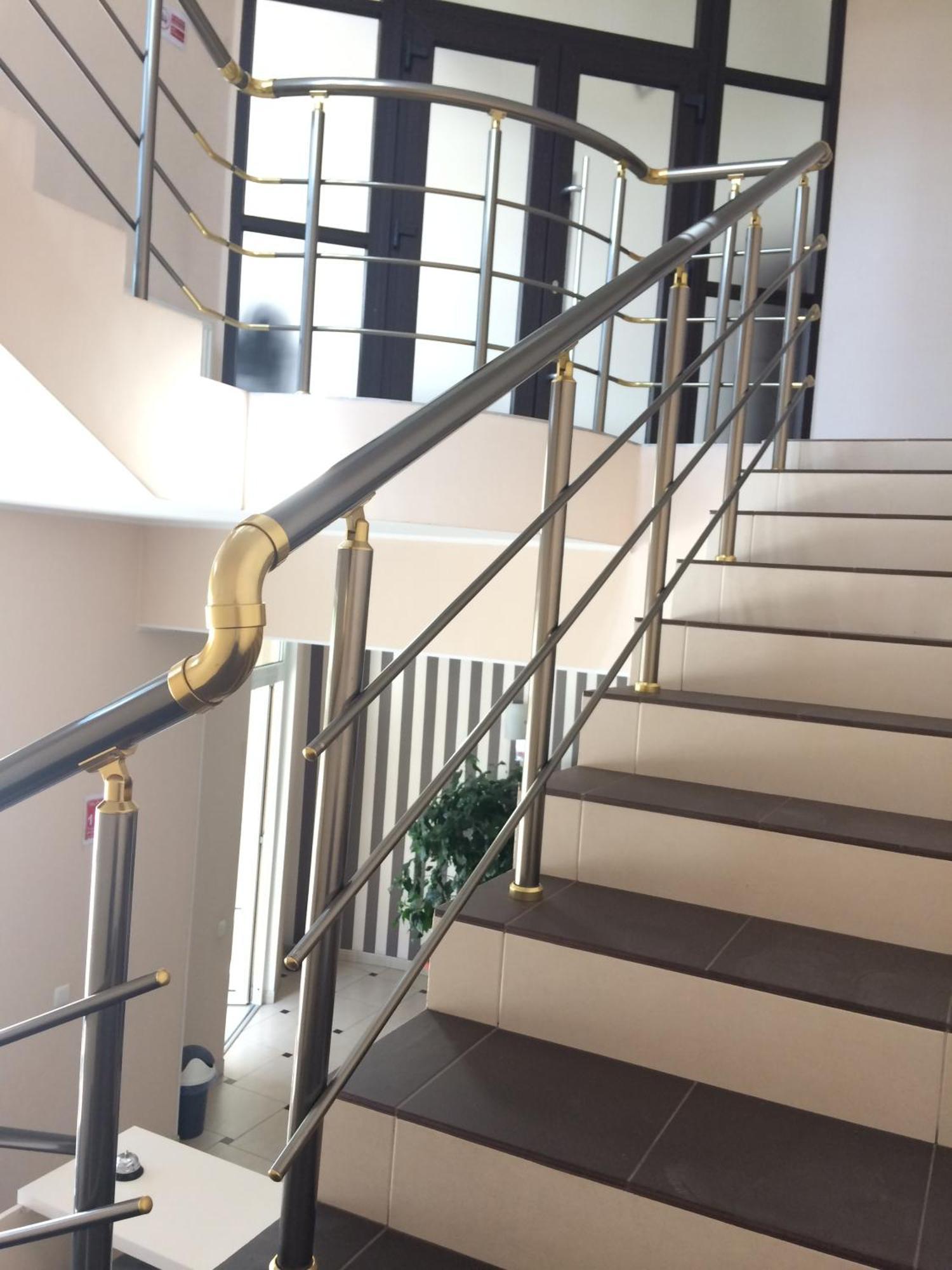 Hotel Paulina Falesti Buitenkant foto